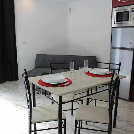 Apartamento Monica Comodo Y Moderno